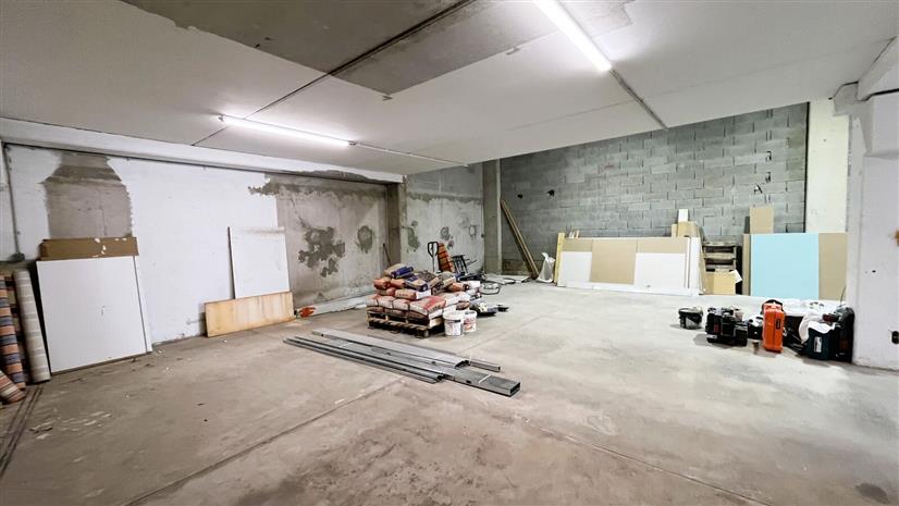 Local d'activités Location 06600 ANTIBES 165 RUE DES CISTES