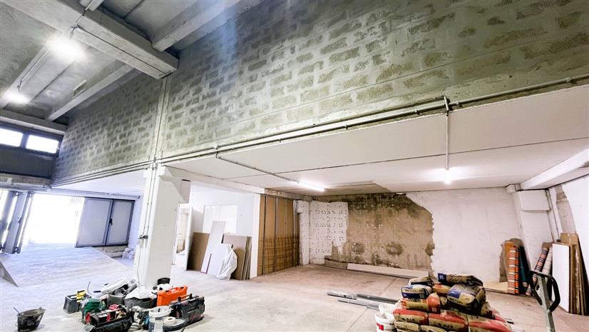 Local d'activités Location 06600 ANTIBES 165 RUE DES CISTES