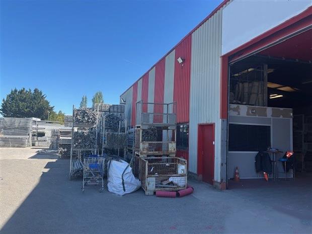 Local d'activités Vente/Location 91480 VARENNES JARCY