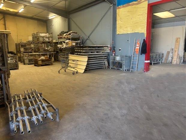 Local d'activités Vente/Location 91480 VARENNES JARCY