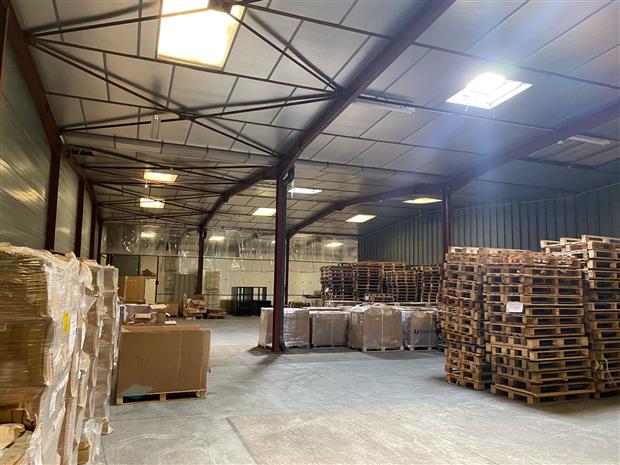 Entrepôt / Local d'activités Vente 45700 MORMANT SUR VERNISSON