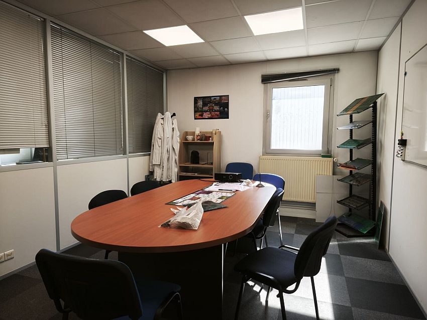 Local d'activités Location 78530 BUC