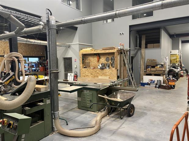 Local d'activités Vente 69890 LA TOUR DE SALVAGNY