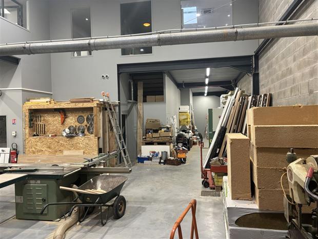 Local d'activités Vente 69890 LA TOUR DE SALVAGNY