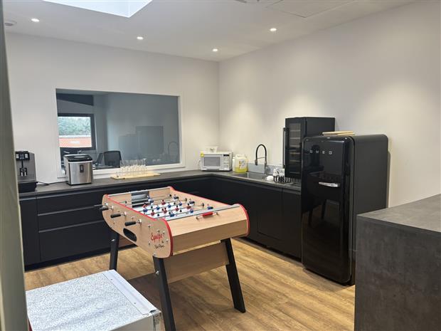 Local d'activités Vente 69890 LA TOUR DE SALVAGNY