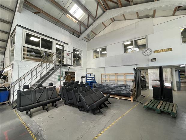 Local d'activités Vente 59551 ATTICHES