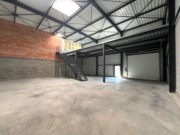 Local d'activités Location 69230 ST GENIS LAVAL