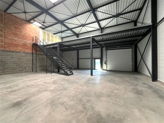 Local d'activités Location 69230 ST GENIS LAVAL