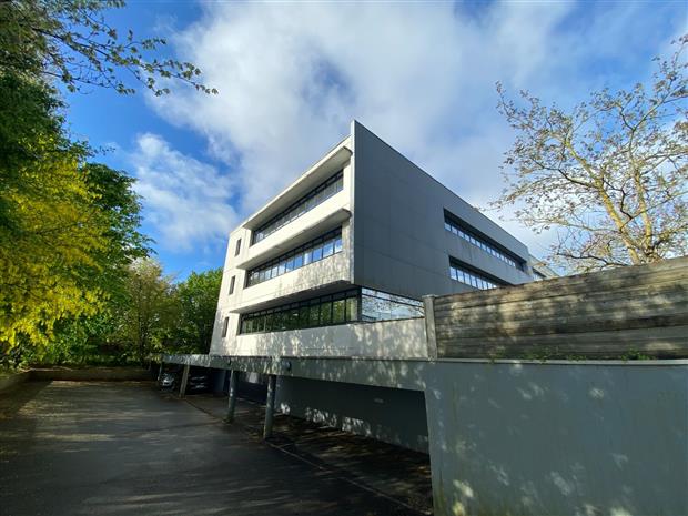 Bureau Vente/Location 35000 RENNES 2E ALLEE JACQUES FRIMOT