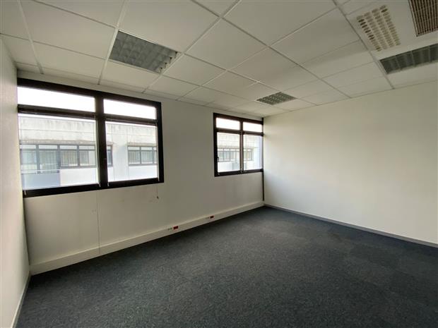 Bureau Vente/Location 35000 RENNES 2E ALLEE JACQUES FRIMOT