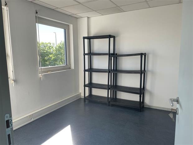 Bureau Location 69120 VAULX EN VELIN 9-11 RUE PIERRE MENDES FRANCE