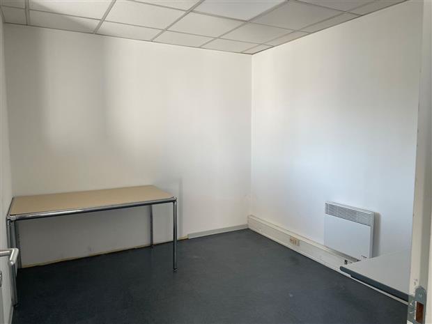 Bureau Location 69120 VAULX EN VELIN 9-11 RUE PIERRE MENDES FRANCE