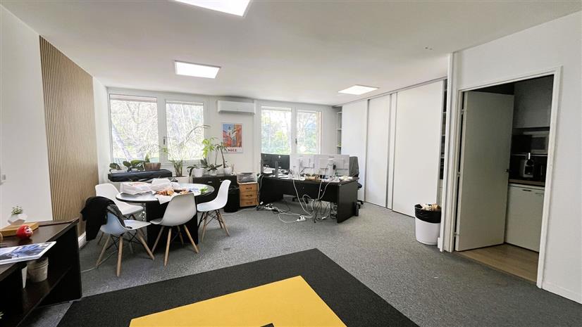 Bureau Location 06560 VALBONNE