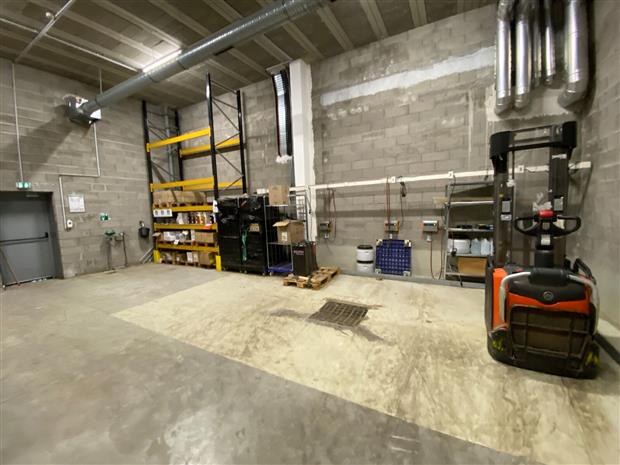 Entrepôt / Local d'activités Vente/Location 03000 AVERMES