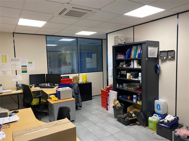 Entrepôt / Local d'activités Vente/Location 03000 AVERMES