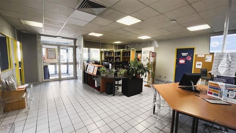 Bureau Location 06130 GRASSE