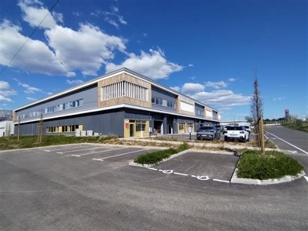 Bureau Location 13790 ROUSSET