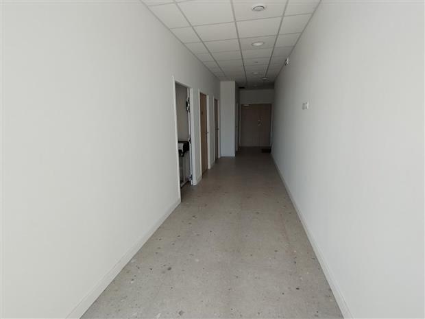 Bureau Location 13790 ROUSSET