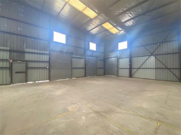 Local d'activités Location 13880 VELAUX