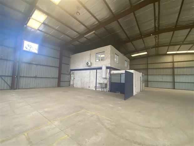 Local d'activités Location 13880 VELAUX