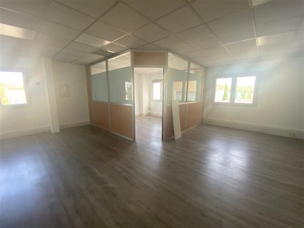 Local d'activités Location 13880 VELAUX