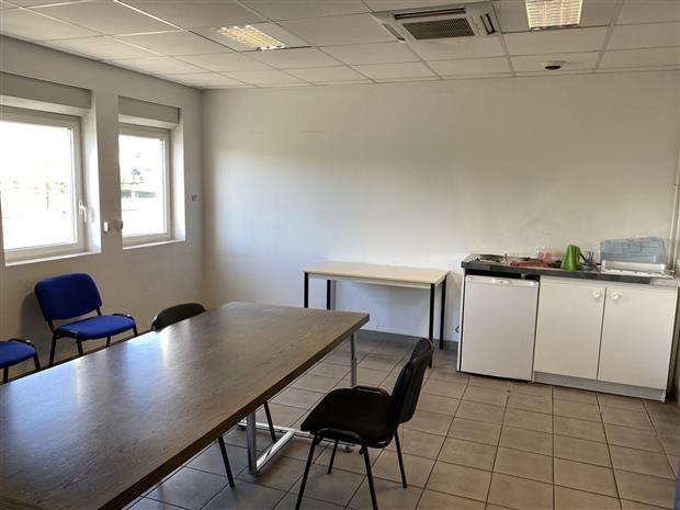 Local d'activités Location 59220 ROUVIGNIES