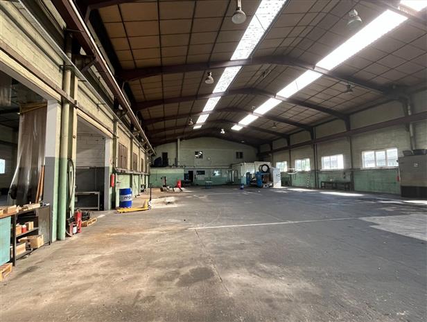 Entrepôt / Local d'activités Location 45130 MEUNG SUR LOIRE