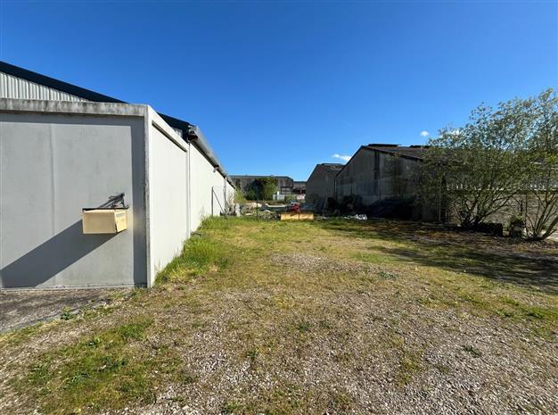 Entrepôt / Local d'activités Location 45130 MEUNG SUR LOIRE
