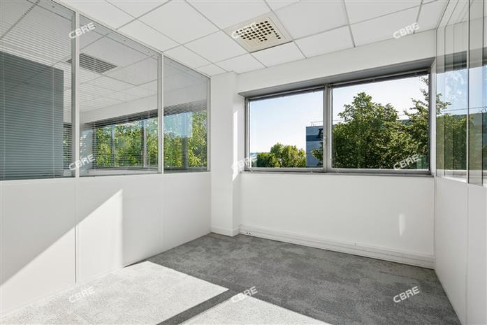 Bureau Location 95700 ROISSY EN FRANCE
