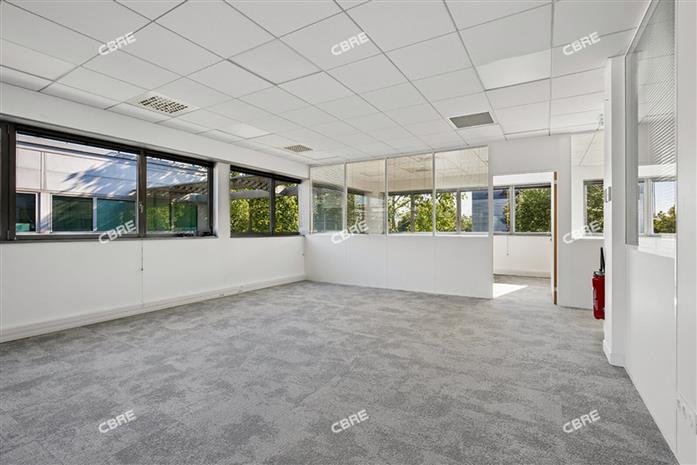 Bureau Location 95700 ROISSY EN FRANCE