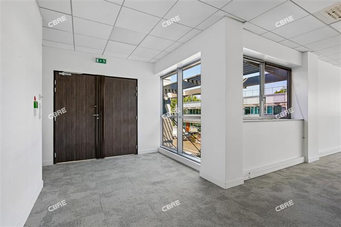 Bureau Location 95700 ROISSY EN FRANCE