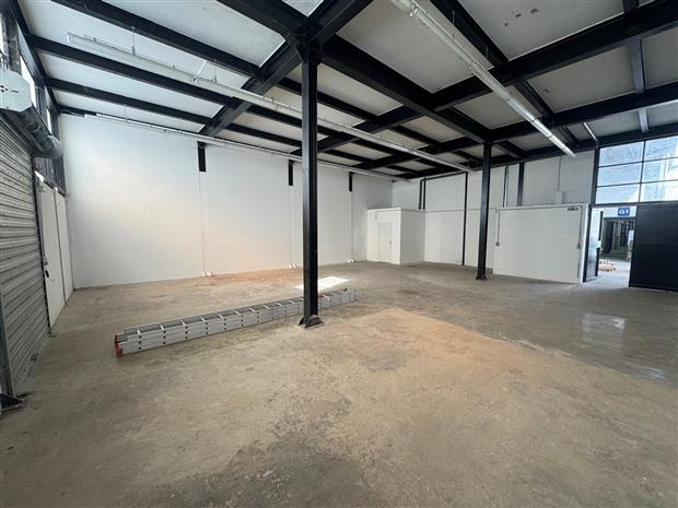 Local d'activités Location 95870 BEZONS