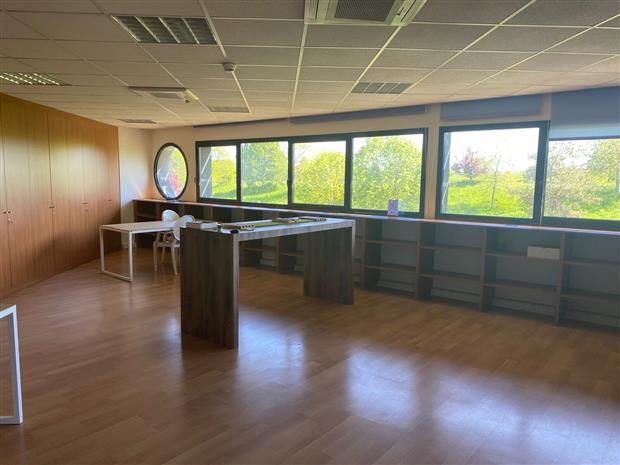 Local d'activités Location 78500 SARTROUVILLE