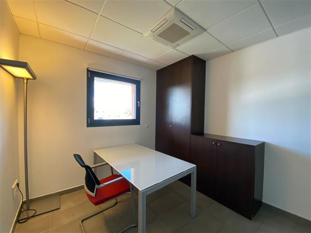 Bureau Location 34130 ST AUNES