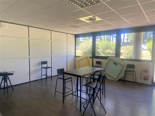 Local d'activités Location 33610 CANEJAN
