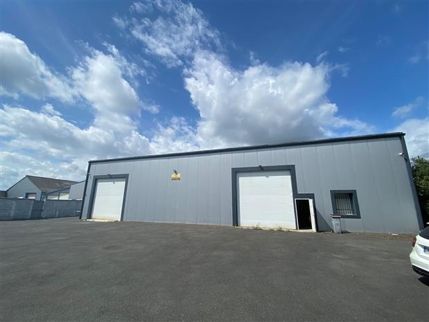 Local d'activités Vente 77130 ST GERMAIN LAVAL