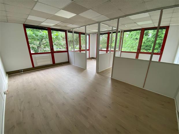 Bureau Location 33170 GRADIGNAN  ALLEE DU TECHNOCLUB