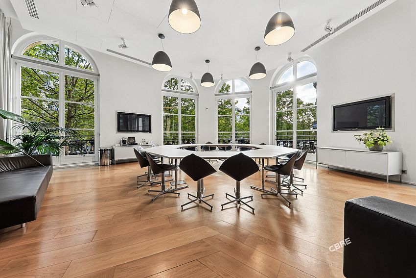 Bureau Location 75008 PARIS 63 AVENUE DES CHAMPS ELYSEES