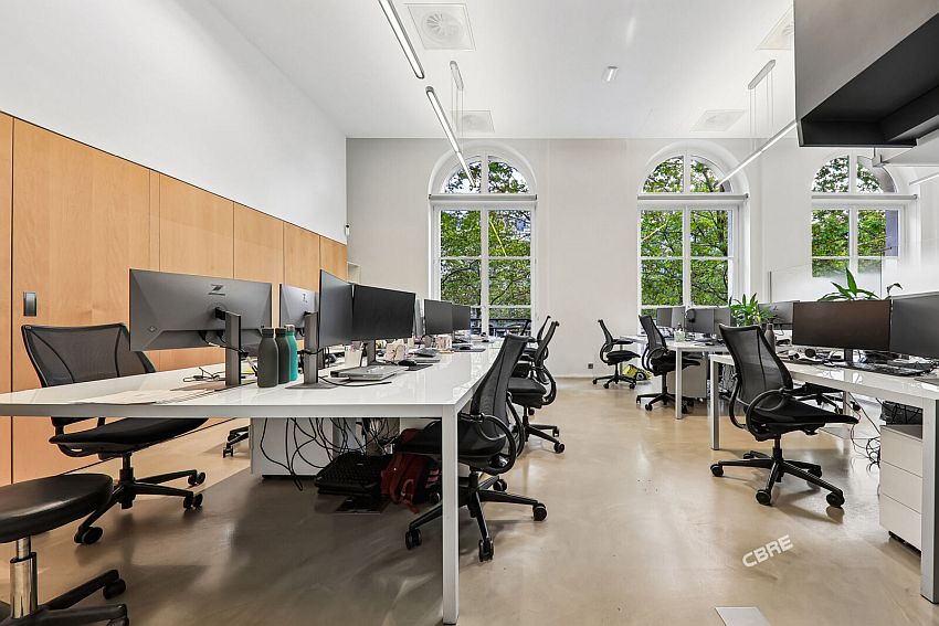 Bureau Location 75008 PARIS 63 AVENUE DES CHAMPS ELYSEES