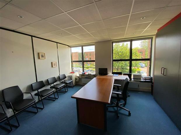 Bureau Location 59290 WASQUEHAL