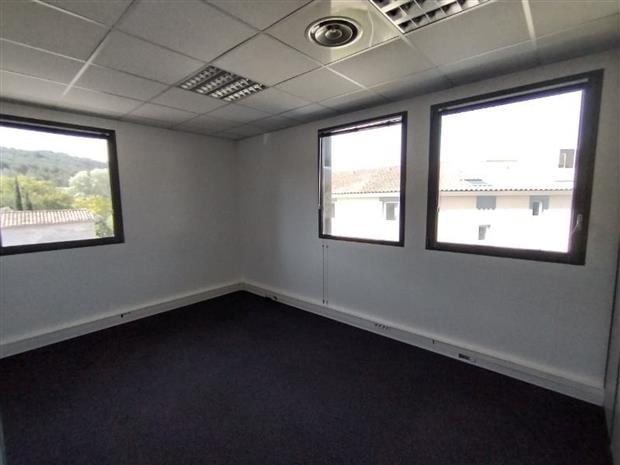 Bureau Location 13100 LE THOLONET