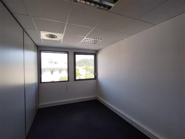 Bureau Location 13100 LE THOLONET