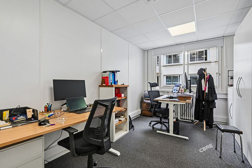 Bureau Location 75008 PARIS 12 RUE DE PONTHIEU