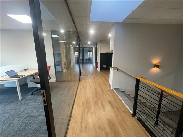 Bureau Location 62136 LESTREM