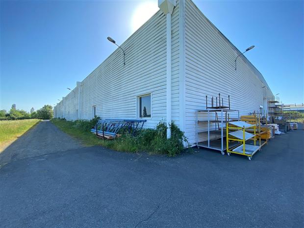 Entrepôt / Local d'activités Vente/Location 42160 BONSON