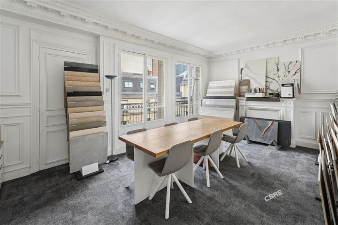 Bureau Location 75008 PARIS 25 RUE MARBEUF