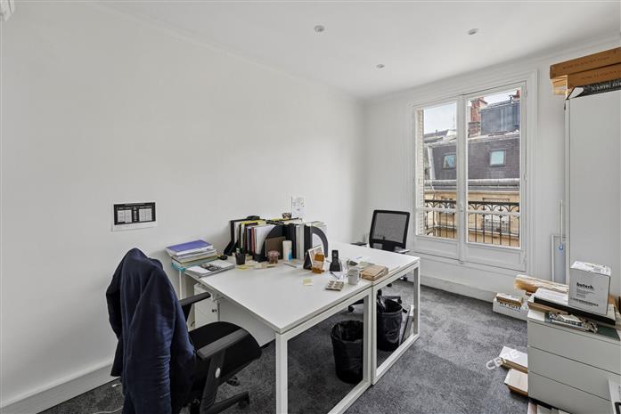 Bureau Location 75008 PARIS 25 RUE MARBEUF