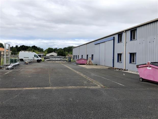 Local d'activités Vente/Location 33440 AMBARES ET LAGRAVE