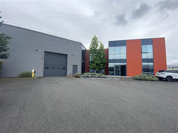 Local d'activités Location 91540 MENNECY