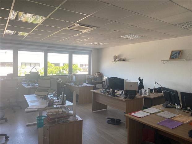 Local d'activités Location 91140 VILLEJUST